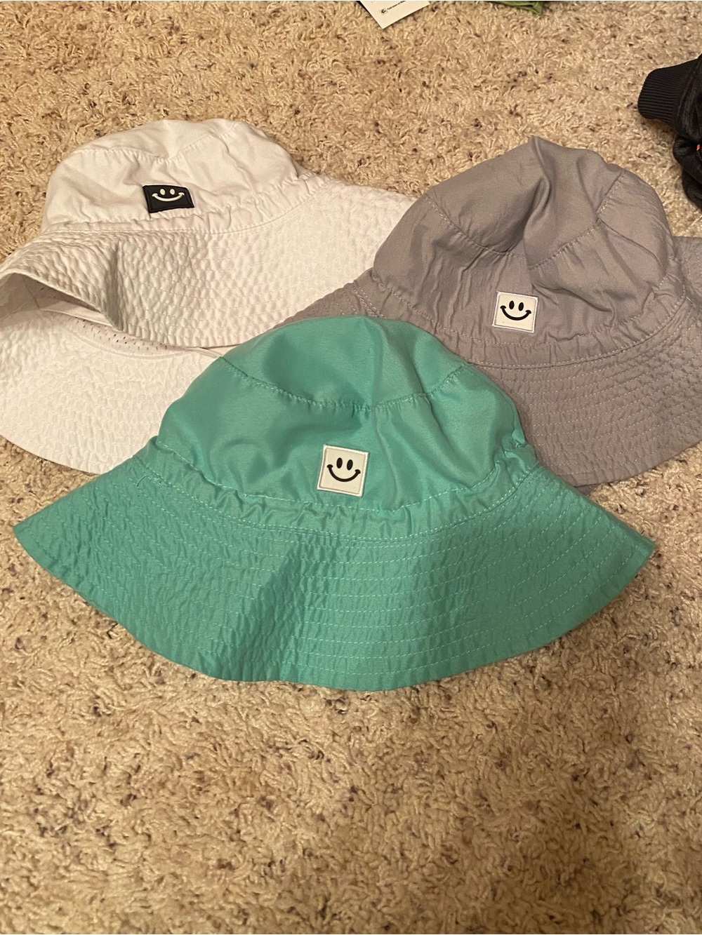 Amazon Kids Smiley Bucket Hat - Mint, Gray, White toddler size 2-4